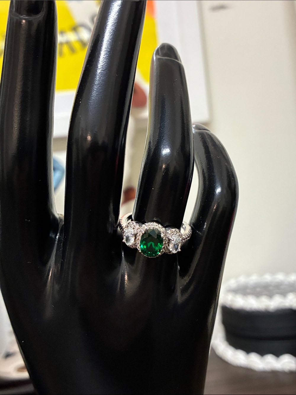 Emerald Green Crystal Three-Stone Cocktail Ring Old Money Classic May Birthstone